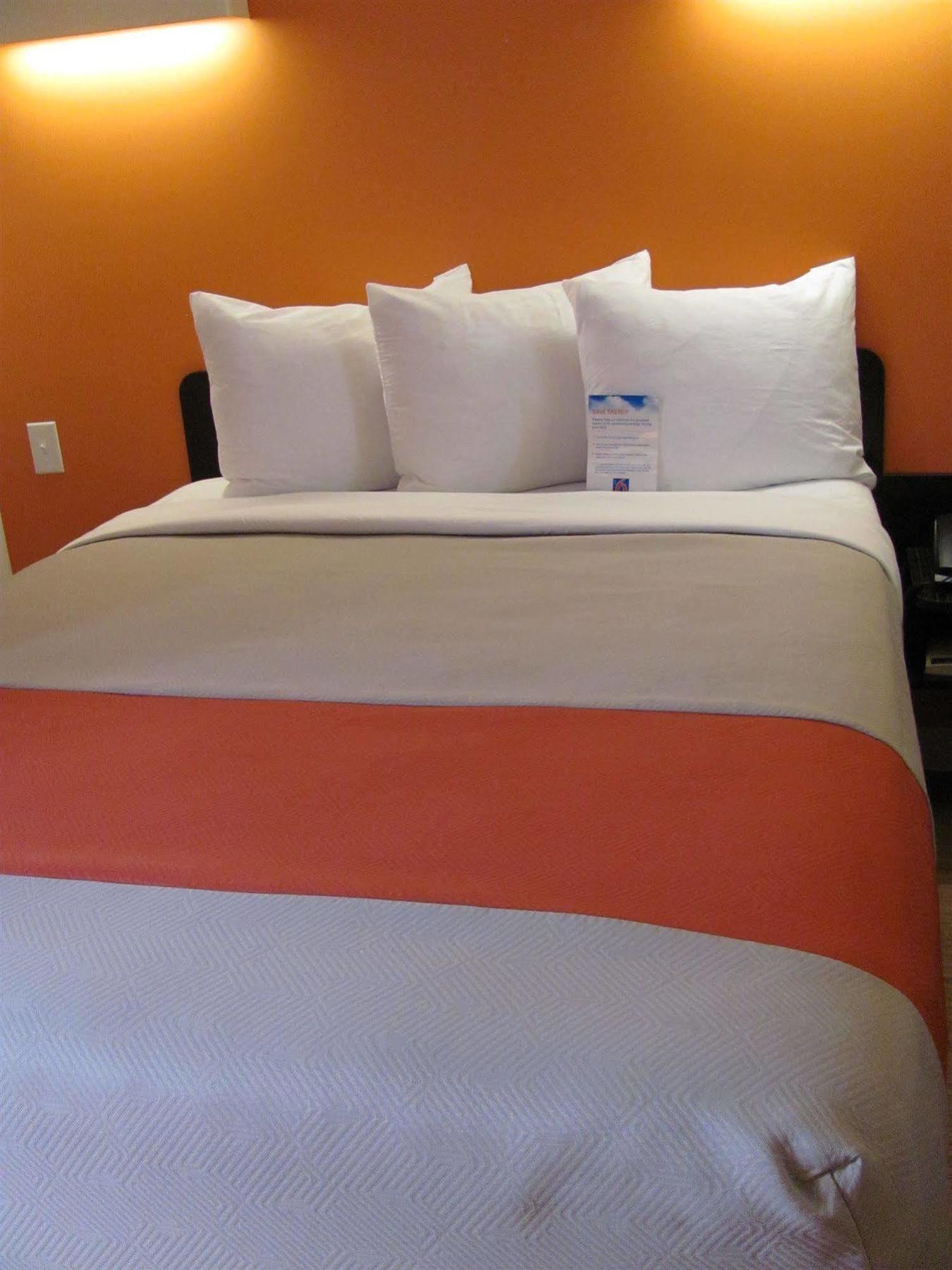 Motel 6 Эйрдри Экстерьер фото